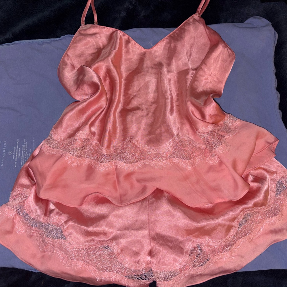 Victorias Secret Flutter Lace Trim Satin Nightgown Set